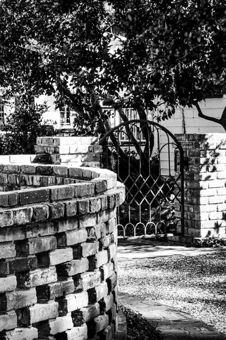 Bluffton Historic Serpentine Brick Fence - Pete Schramm