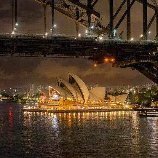 Sail in Sydney Opera House - Richard Distlerath